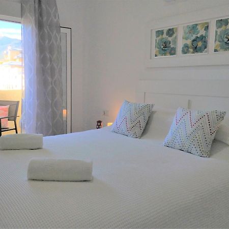 Deluxe Apartment In Benalbeach With Beach Views Benalmádena Exterior photo